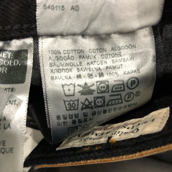 Levi’s  501s Zip Your Lip High Waisted Denim Short - Picture 6 of 7